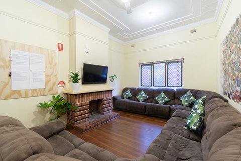 MyOZexp Aberdeen Lodge - Accommodation Australia 4