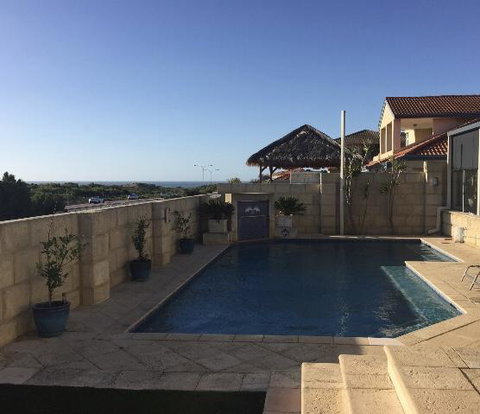 Ocean Reef Vista - Accommodation Australia 6