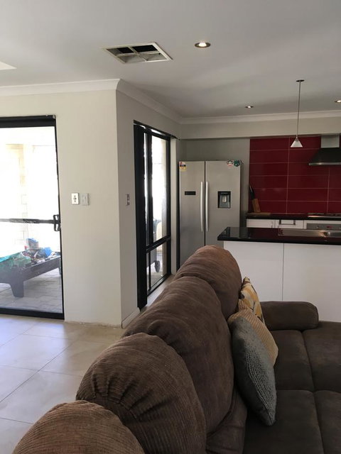 Shiraz Heights - Bed n Breakfasts 15