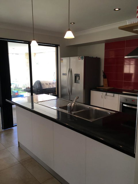 Shiraz Heights - Bed n Breakfasts 16