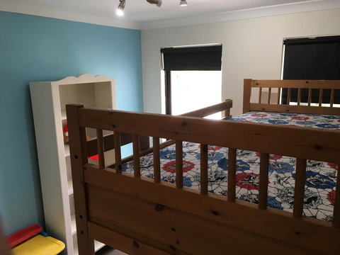 Shiraz Heights - Bed n Breakfasts 25