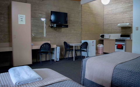 Hopetoun Motel & Chalet Village - Accommodation Australia 35