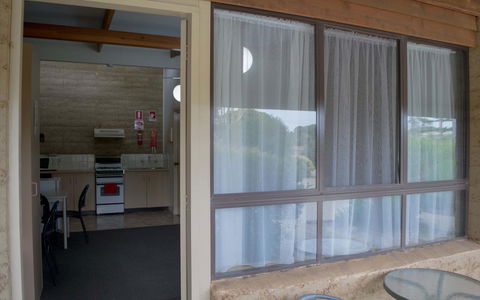 Hopetoun Motel & Chalet Village - Accommodation Australia 22