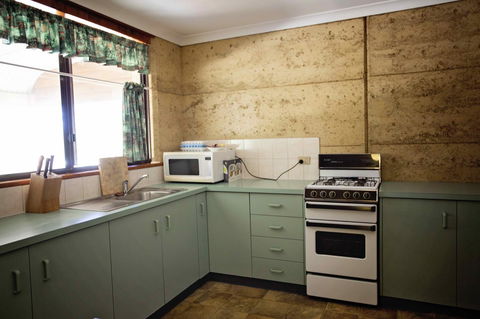 Hopetoun Motel & Chalet Village - Accommodation Australia 42
