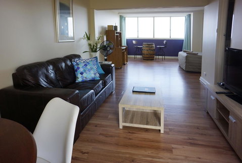 Studio 302 With Ocean Views - Accommodation Australia 1