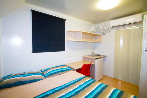Meekatharra Accommodation Centre - Australia Shopping 1