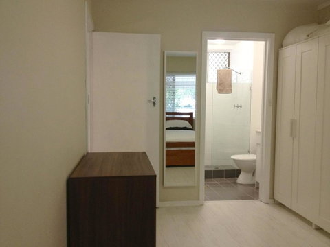 Townshend Rd - Accommodation Australia 13