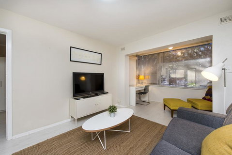 Townshend Rd - Accommodation Australia 7
