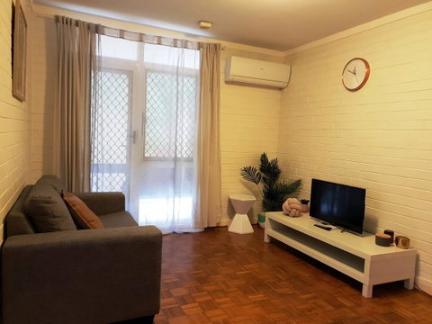 Fremantle Coastal Stay - 1 Bedroom Central Apartment - Accommodation Australia 1