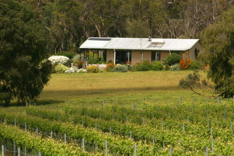 SilverSprings Spa Retreat Pet Friendly Cottages And Glampings - Accommodation Australia 3