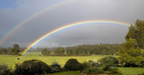 SilverSprings Spa Retreat Pet Friendly Cottages And Glampings - Accommodation Australia 19