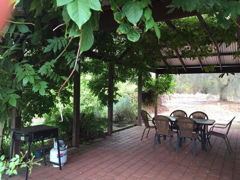 SilverSprings Spa Retreat Pet Friendly Cottages And Glampings - Accommodation Australia 9
