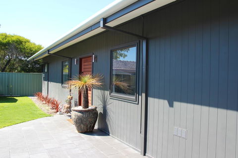 Bayside Luxury Escape Busselton - Local Tourism 6