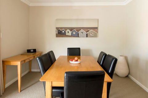 The Marina Hotel - Mindarie - Accommodation Australia 25