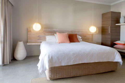 The Marina Hotel - Mindarie - Accommodation Australia 20