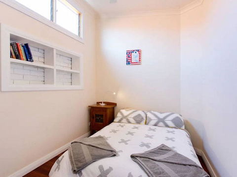 Sunset Cottage - Accommodation Australia 9