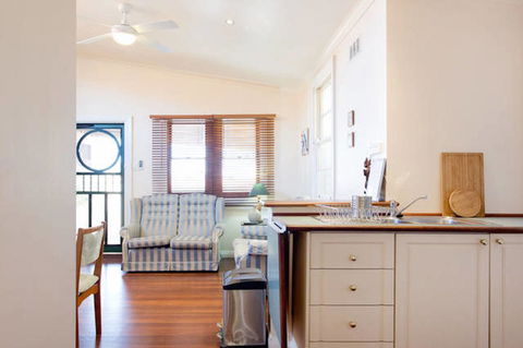 Sunset Cottage - Accommodation Australia 10