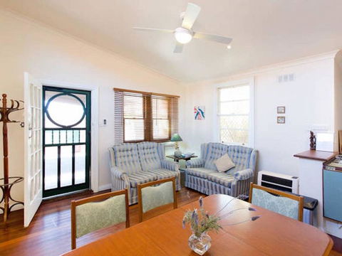 Sunset Cottage - Accommodation Australia 4