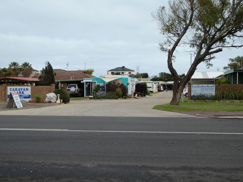 Leander Reef Holiday Park - Australia Shopping 15