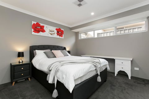 Perth Comfy Stays - Accommodation Australia 30