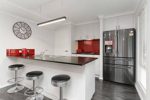 Perth Comfy Stays - Accommodation Australia 18