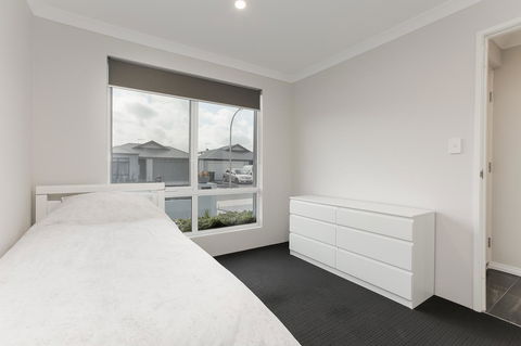 Perth Comfy Stays - Accommodation Australia 43