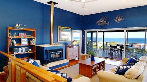 Tru Blu - Enjoy Sweeping 180 Degree Views Of Gracetown In This Modern Family Beach House - Accommodation Australia 5