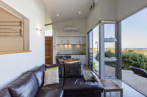Aquatic Visions - Accommodation Australia 10