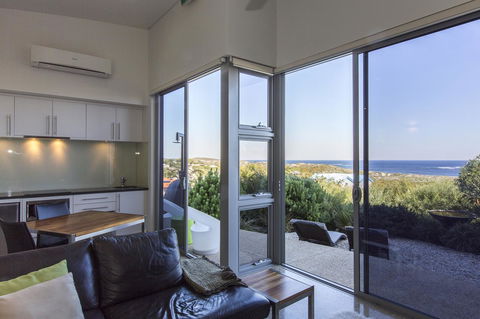 Aquatic Visions - Accommodation Australia 13