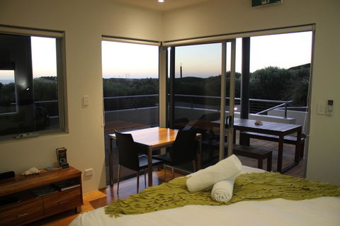 Aquatic Visions - Accommodation Australia 24
