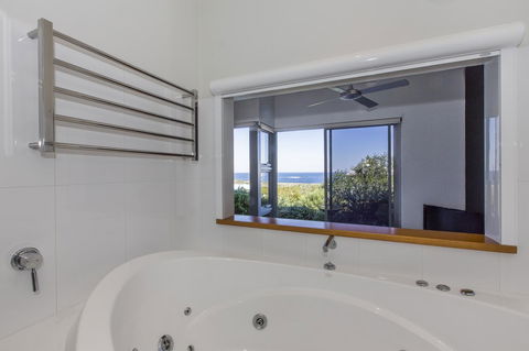 Aquatic Visions - Accommodation Australia 5