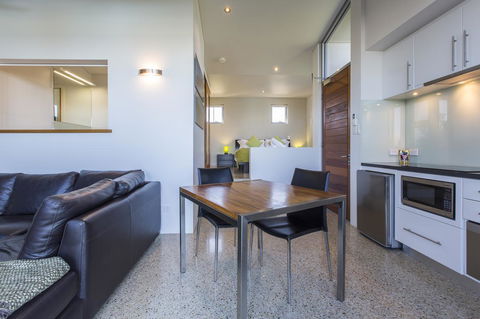 Aquatic Visions - Accommodation Australia 12