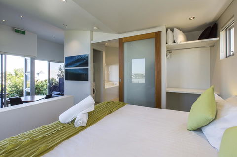 Aquatic Visions - Accommodation Australia 2