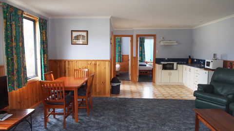 Strahan Retreat Holiday Park - Accommodation Australia 15