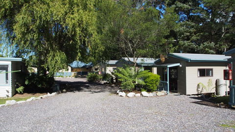 Strahan Retreat Holiday Park - Accommodation Australia 39
