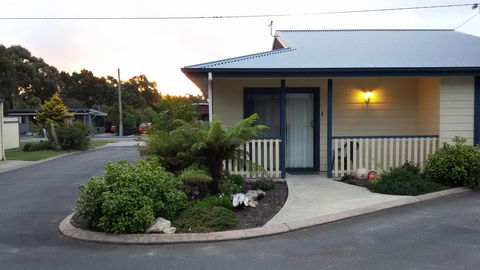 Strahan Retreat Holiday Park - Accommodation Australia 28