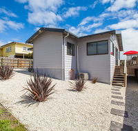 Bircoo Cottage Beach and Golf Getaway - Accommodation Australia