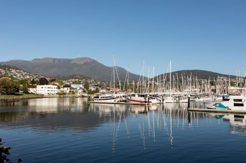 Wrest Point - Local Tourism 12