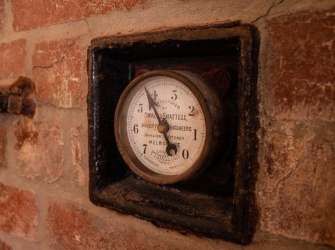 Stanley Hotel & Apartments - Accommodation Australia 6