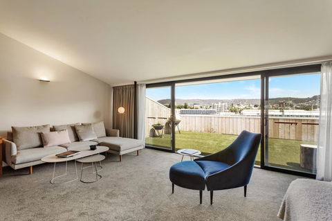 MACq 01 Hotel - Accommodation Australia 24