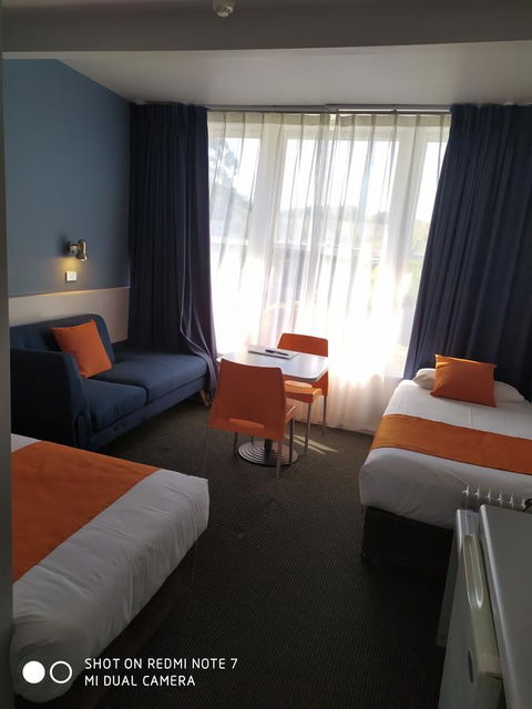 Waterfront Lodge Motel - Accommodation Australia 2
