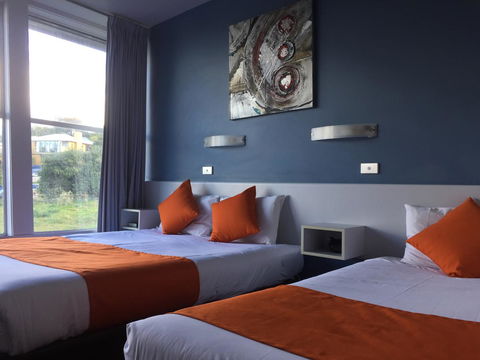Waterfront Lodge Motel - Accommodation Australia 1