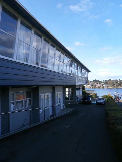 Waterfront Lodge Motel - Accommodation Australia 32