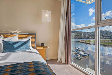 Peppers Seaport Hotel - Accommodation Australia 14
