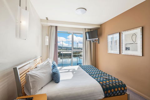Peppers Seaport Hotel - Accommodation Australia 13