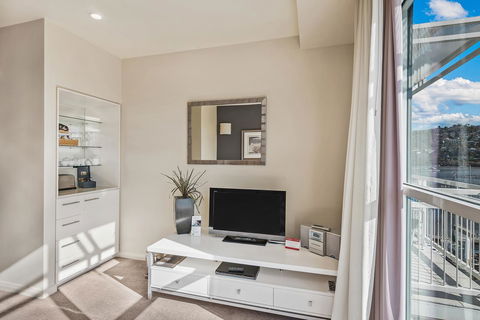 Peppers Seaport Hotel - Accommodation Australia 1