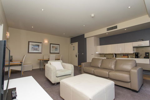 Peppers Seaport Hotel - Accommodation Australia 40
