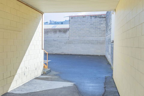 4 Bedroom House - Hobart CBD - Free Parking - Free WIFI - Accommodation Australia 26