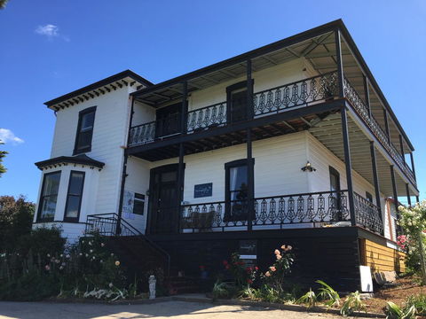 The Dragonfly Inn - Accommodation Australia 1