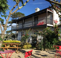 The Dragonfly - Accommodation Australia